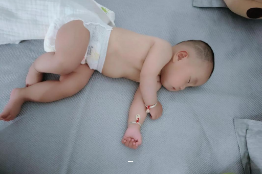 芜湖宝宝总是摇头怎么回事